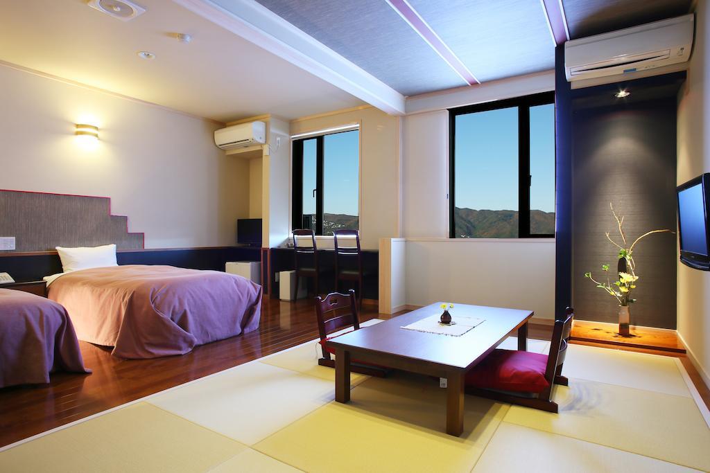 Oceanview Villa Jaiz Atami  Bagian luar foto